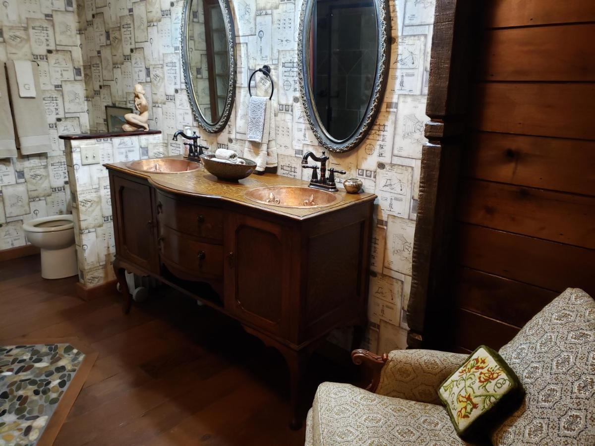The Gallery House Boutique Hotel
