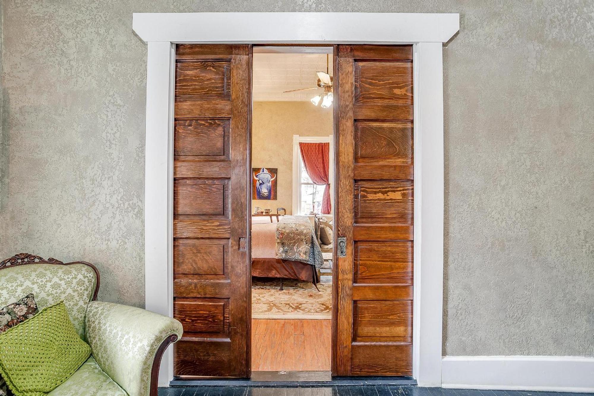 The Gallery House Boutique *