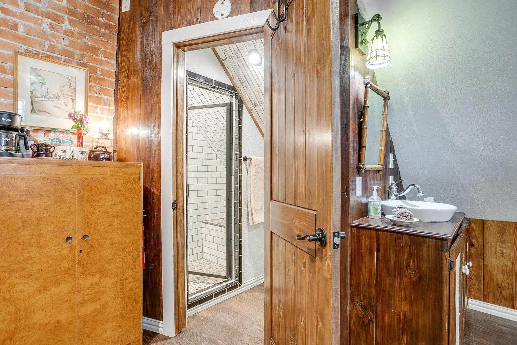 The Gallery House Boutique Hotel