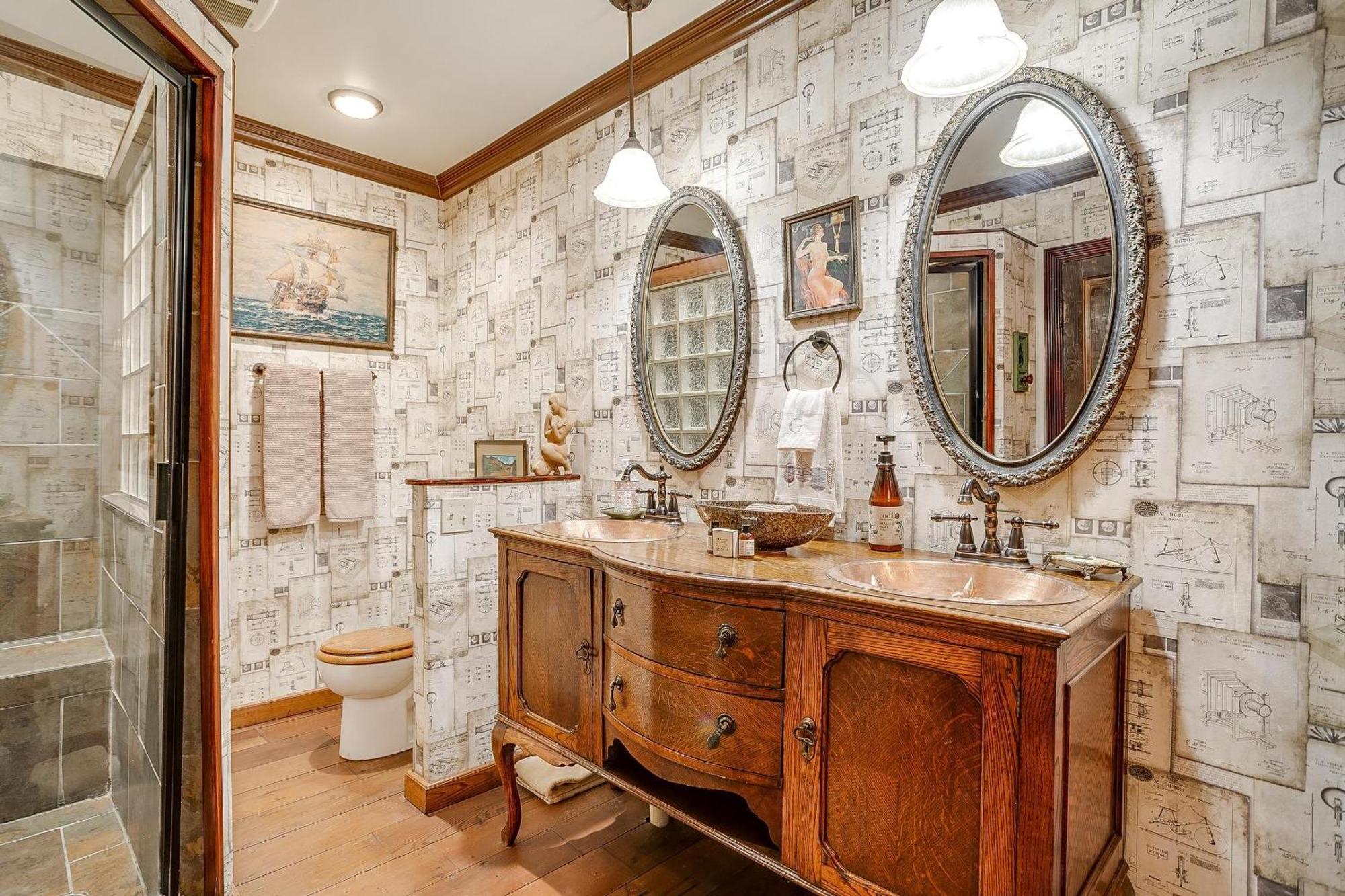 The Gallery House Boutique
